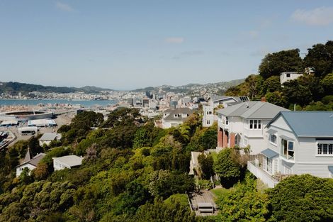 Photo of property in 30 Anne Street, Wadestown, Wellington, 6012