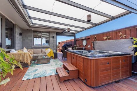 Photo of property in 32 Sabre Street, Papamoa Beach, Papamoa, 3118