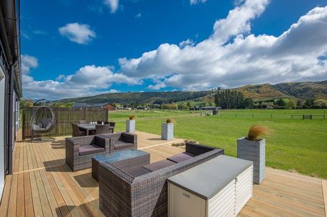 Photo of property in 165 Tirohanga Road, North Taieri, Mosgiel, 9092