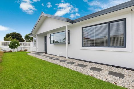 Photo of property in 1/11 Harrington Avenue, Pukekohe, 2120