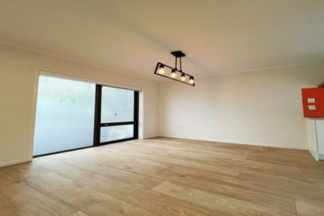 Photo of property in 24 Ramelton Road, Mount Roskill, Auckland, 1041