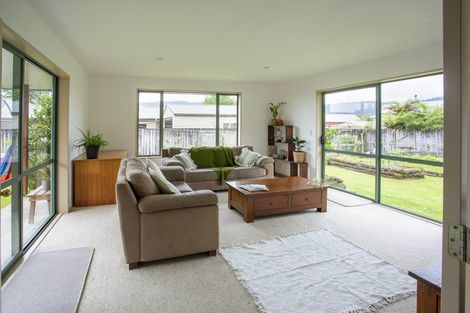 Photo of property in 17 Pekanga Drive, Fox Glacier, 7886