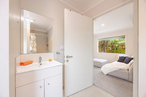 Photo of property in 49a Avenue Road, Greenmeadows, Napier, 4112