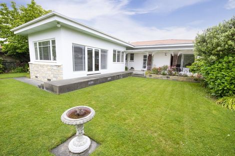 Photo of property in 9 Cassino Crescent, Onekawa, Napier, 4110