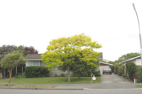 Photo of property in 145 Queenspark Drive, Parklands, Christchurch, 8083