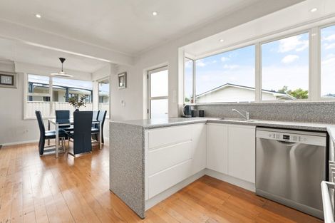 Photo of property in 32 Severn Street, Mosgiel, 9024