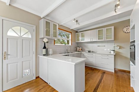Photo of property in 8a Malam Street, Glen Eden, Auckland, 0602