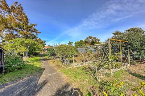 Photo of property in 18 Konini Street, Tawhero, Whanganui, 4501