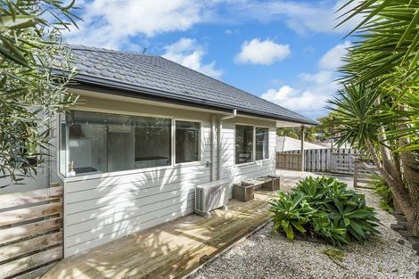 Photo of property in 1/11 Mably Court, Stanmore Bay, Whangaparaoa, 0932