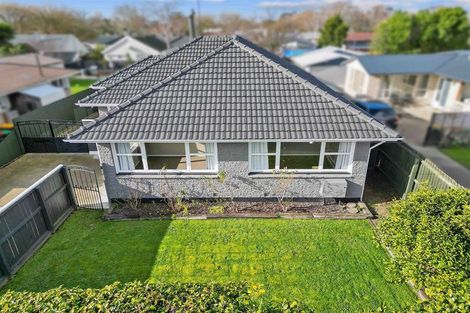 Photo of property in 130 Grimseys Road, Redwood, Christchurch, 8051