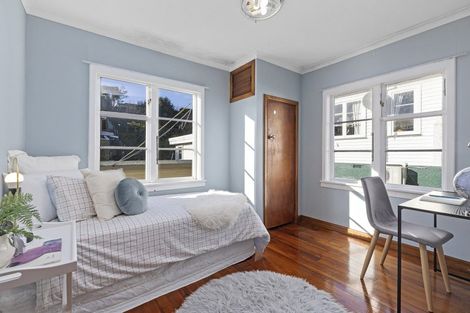 Photo of property in 34 Duncan Street, Tawa, Wellington, 5028