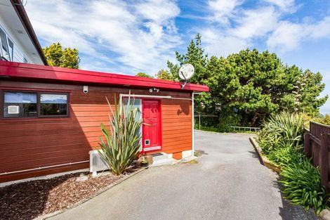 Photo of property in 226 Dowse Drive, Maungaraki, Lower Hutt, 5010