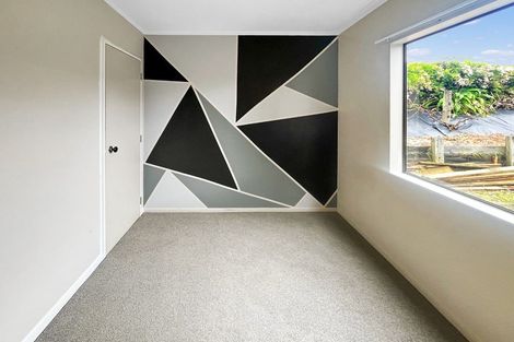 Photo of property in 10 Hau Whiti Place, Kimbolton, 4774