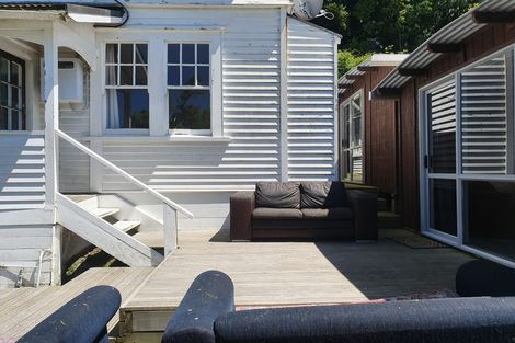 Photo of property in 76a Kelburn Parade, Kelburn, Wellington, 6012