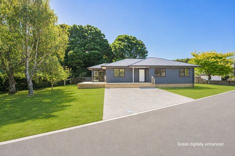 Photo of property in 62 Awanui Drive, Waikanae, 5036
