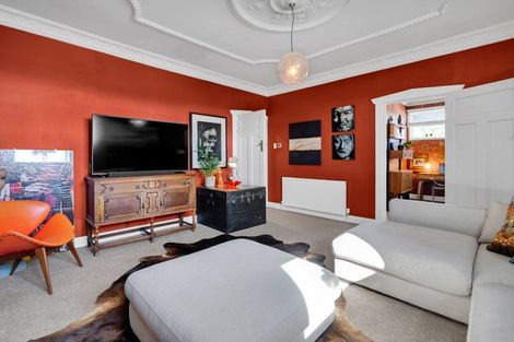 Photo of property in 39 Gaine Street, New Plymouth, 4310