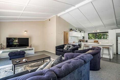 Photo of property in 96a Grand Vue Road, Kawaha Point, Rotorua, 3010