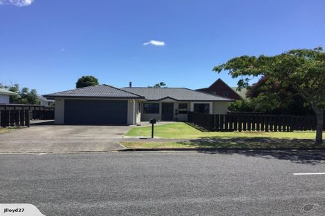 Photo of property in 1 Harris Place, Ngatea, 3503