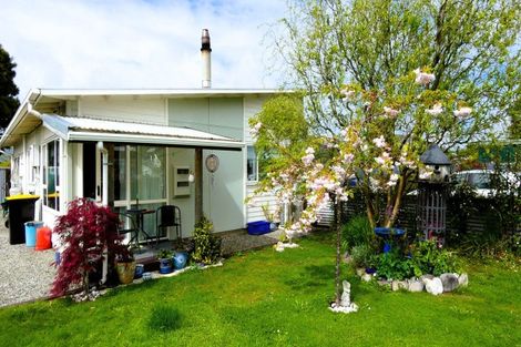 Photo of property in 33b Romilly Street, Westport, 7825