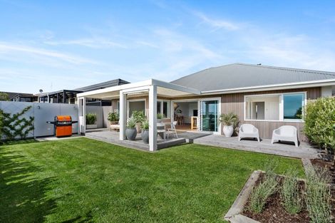 Photo of property in 3 The Esplanade, Westshore, Napier, 4110