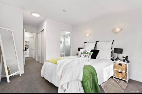 Photo of property in 9 Rochas Place, Clover Park, Auckland, 2019