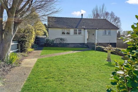 Photo of property in 40 Cole Street, Dannevirke, 4930