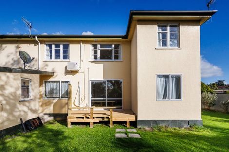 Photo of property in 14/288 College Street, West End, Palmerston North, 4410