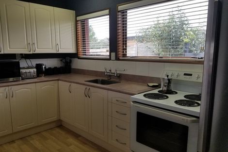 Photo of property in 2/131 Union Road, Howick, Auckland, 2014