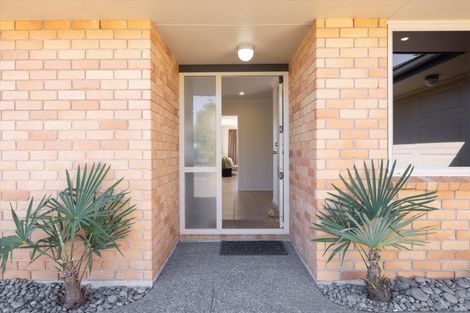 Photo of property in 619 Gloucester Road, Papamoa Beach, Papamoa, 3118