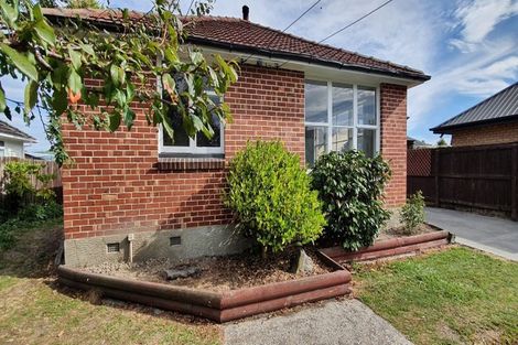 Photo of property in 17 Grosvenor Street, Redwood, Christchurch, 8051