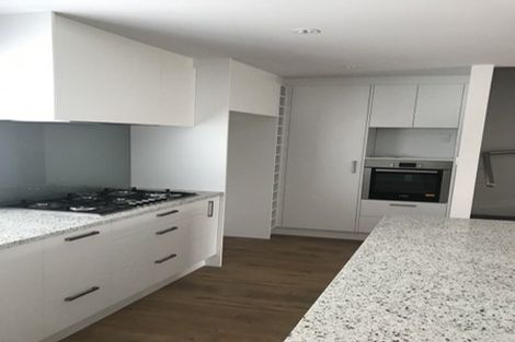 Photo of property in 13 Meritage Lane, Te Atatu South, Auckland, 0610