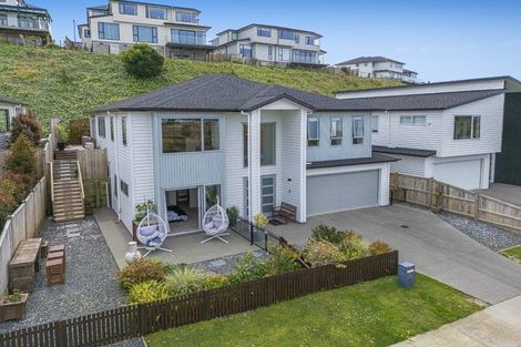 Photo of property in 140 Arran Point Parade, Orewa, 0931