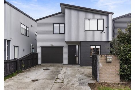 Photo of property in 32 Te Aparangi Road, Papakura, 2110