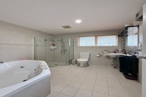 Photo of property in 14 Sylvan Way, Silverstream, Upper Hutt, 5019