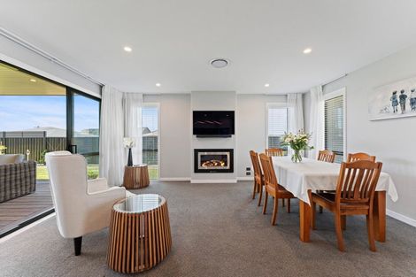 Photo of property in 28 Maunganamu Drive, Wharewaka, Taupo, 3330