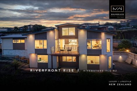 Photo of property in 25a Riverstone Drive, Riverstone Terraces, Upper Hutt, 5018