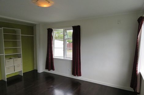 Photo of property in 9 Christian Street, Bryndwr, Christchurch, 8053