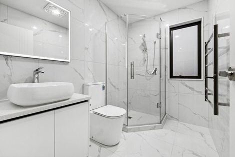 Photo of property in 30b Hearth Street, Flat Bush, 2019