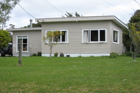 Photo of property in 9 Coleman Avenue, Herald Island, Auckland, 0618