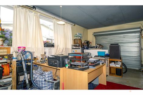 Photo of property in 1 Kennedy Crescent, Waimate, 7924