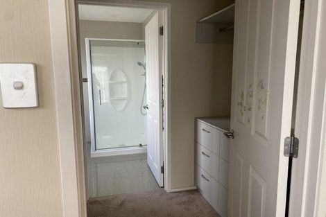 Photo of property in 5 Fielding Crescent, Farm Cove, Auckland, 2012