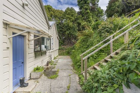 Photo of property in 19 Ramsay Street, Dalmore, Dunedin, 9010