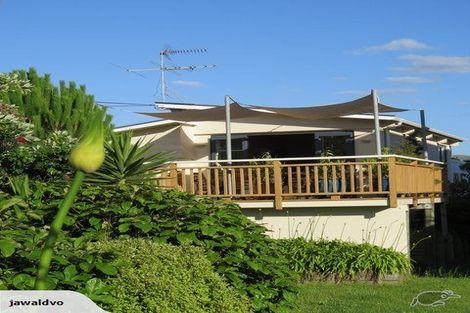 Photo of property in 102 Manly Street, Paraparaumu Beach, Paraparaumu, 5032