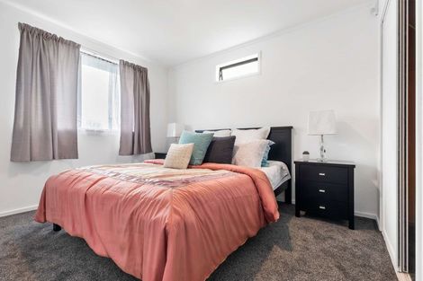 Photo of property in 67b Redcrest Avenue, Red Hill, Papakura, 2110