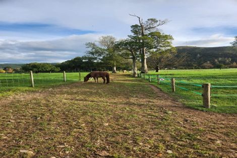 Photo of property in 42 Pigeon Valley Road, Wakefield, 7025