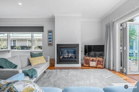 Photo of property in 11 Rossiter Avenue, Waterloo, Lower Hutt, 5011