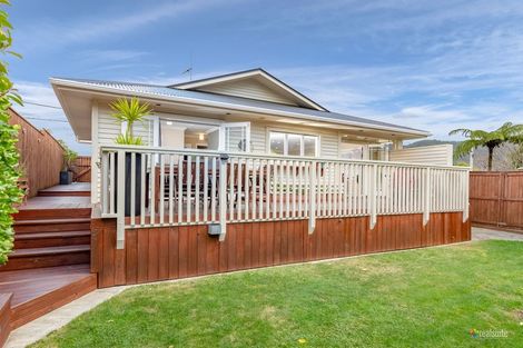 Photo of property in 15 Montgomery Crescent, Clouston Park, Upper Hutt, 5018