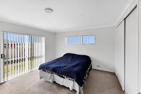 Photo of property in 60 Magic Way, Randwick Park, Auckland, 2105