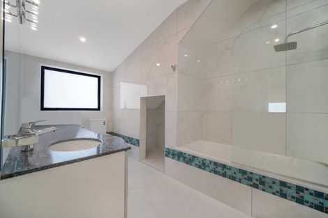 Photo of property in 64 Onetaunga Road, Chatswood, Auckland, 0626