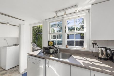 Photo of property in 26 Kauri Street, Eastbourne, Lower Hutt, 5013